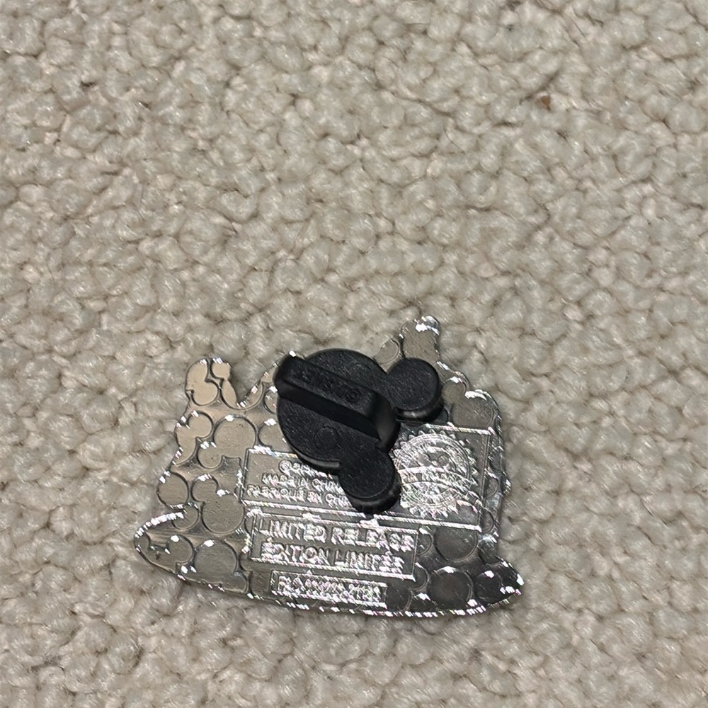 Disney Gingerbread Houses Limited Release Pin Goofy - Picture 2 of 2